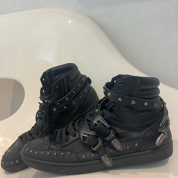Saint Laurent YSL Men’s Studded Sneakers - Picture 6 of 6